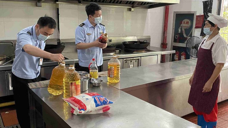 火锅底料代加工：样品提供背后的工艺与标准